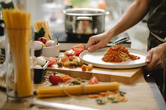 Que préférez-vous : les spaghettis à la façon italienne, chinoise ou tunisienne ?