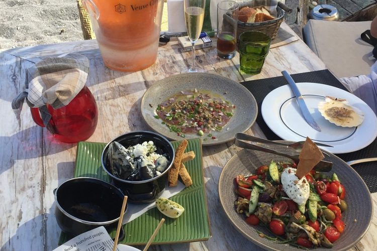 Les astuces pour bien choisir un restaurant grec et déguster des plats authentiques