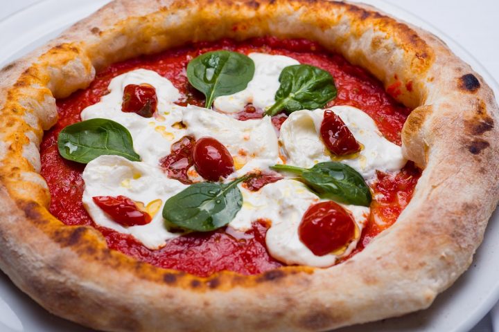 La sauce tomate : l’ingrédient clé pour une pizza savoureuse