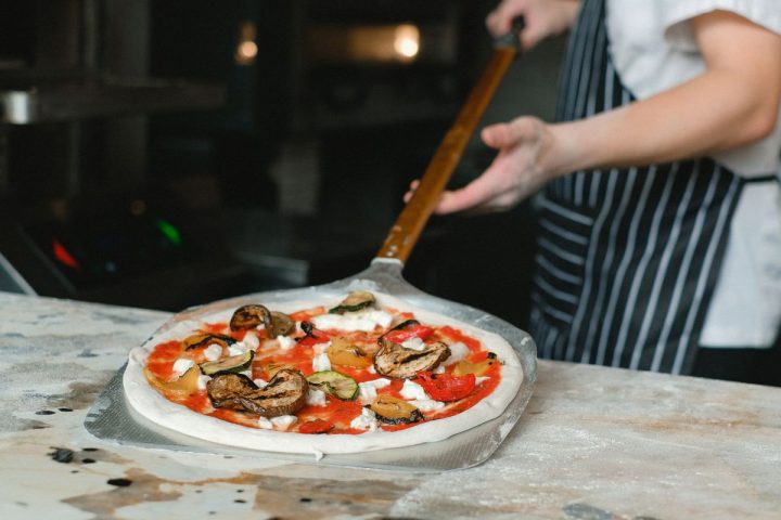 Découvrez les saveurs exotiques de la pizza orientale : recettes et conseils