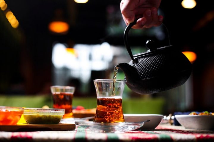 Thé et boissons traditionnelles : un voyage à travers les saveurs uniques de l’Asie